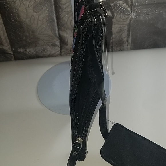 Ladies Wristlet Bag Black Multicolored Circles NWT - Picture 6 of 6